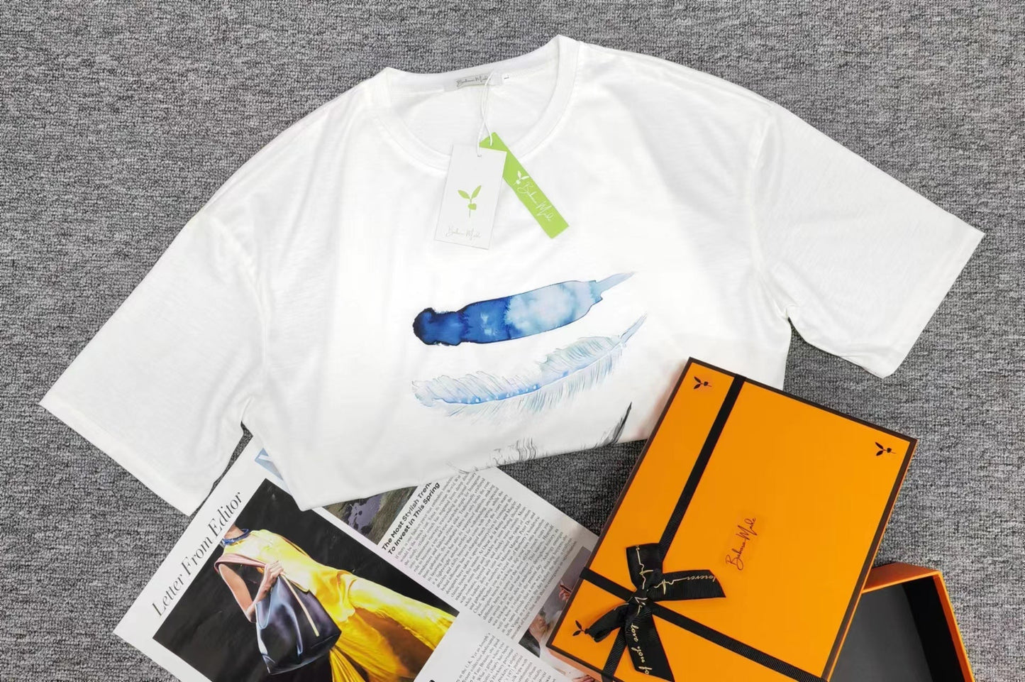 SpringStil - Freedom Feather T-Shirt mit kurzen Ärmeln