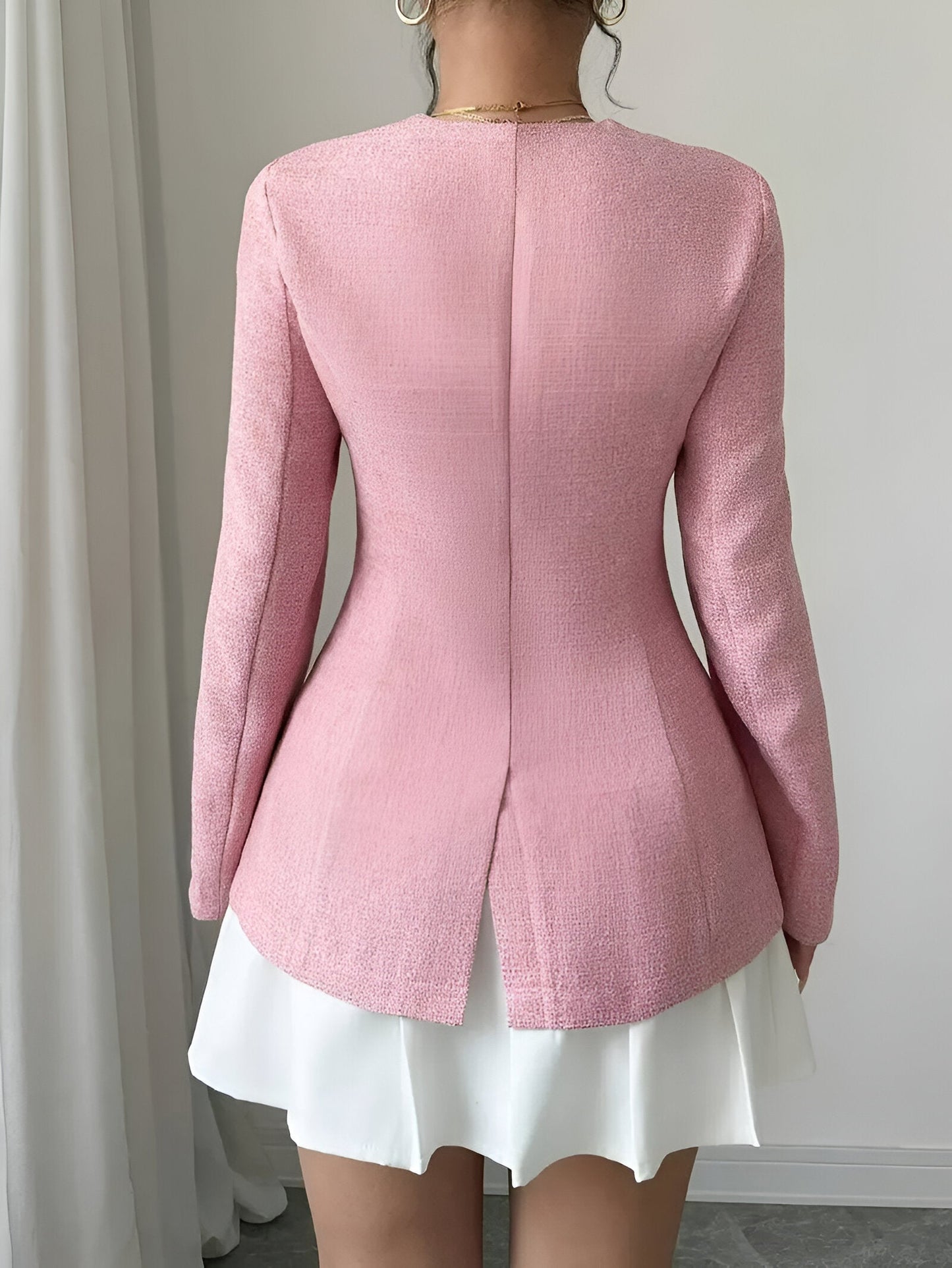 Bryndis | Elegante Jacke mit Rüschendetails und langen Ärmeln für Damen