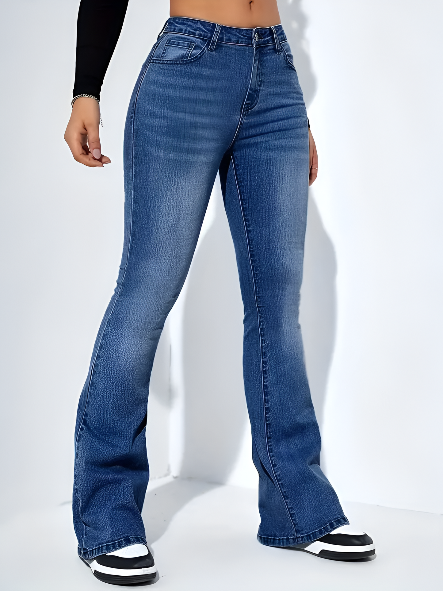 Ludka | High-Waist Flare Stretch Mustache Jeans