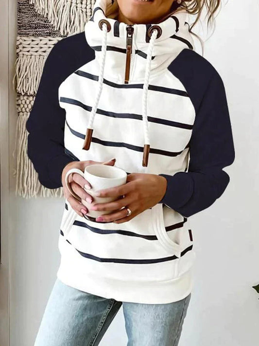 Cora - Urban Stripes Sweatshirt für den Winter