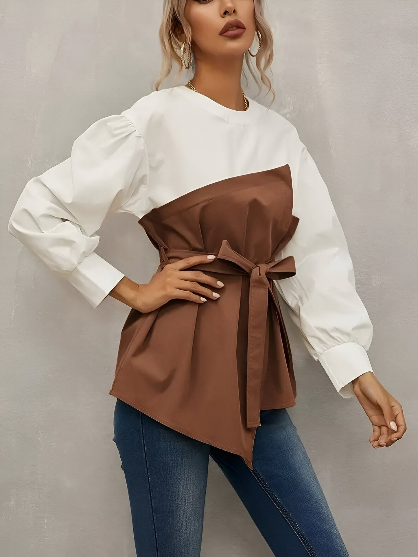 Greta | Elegantes Color-Blocking Faux-Zwei-Teile-Shirt für Damen