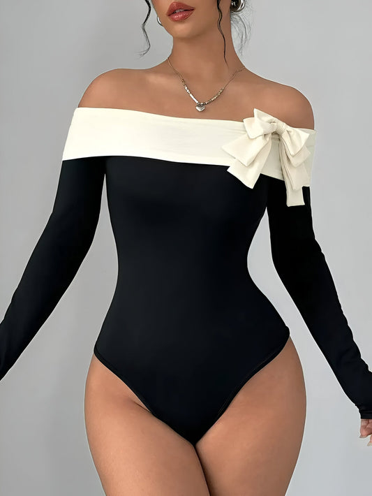 Callista | Schickes Off-Shoulder Bodysuit mit Schleifen-Detail