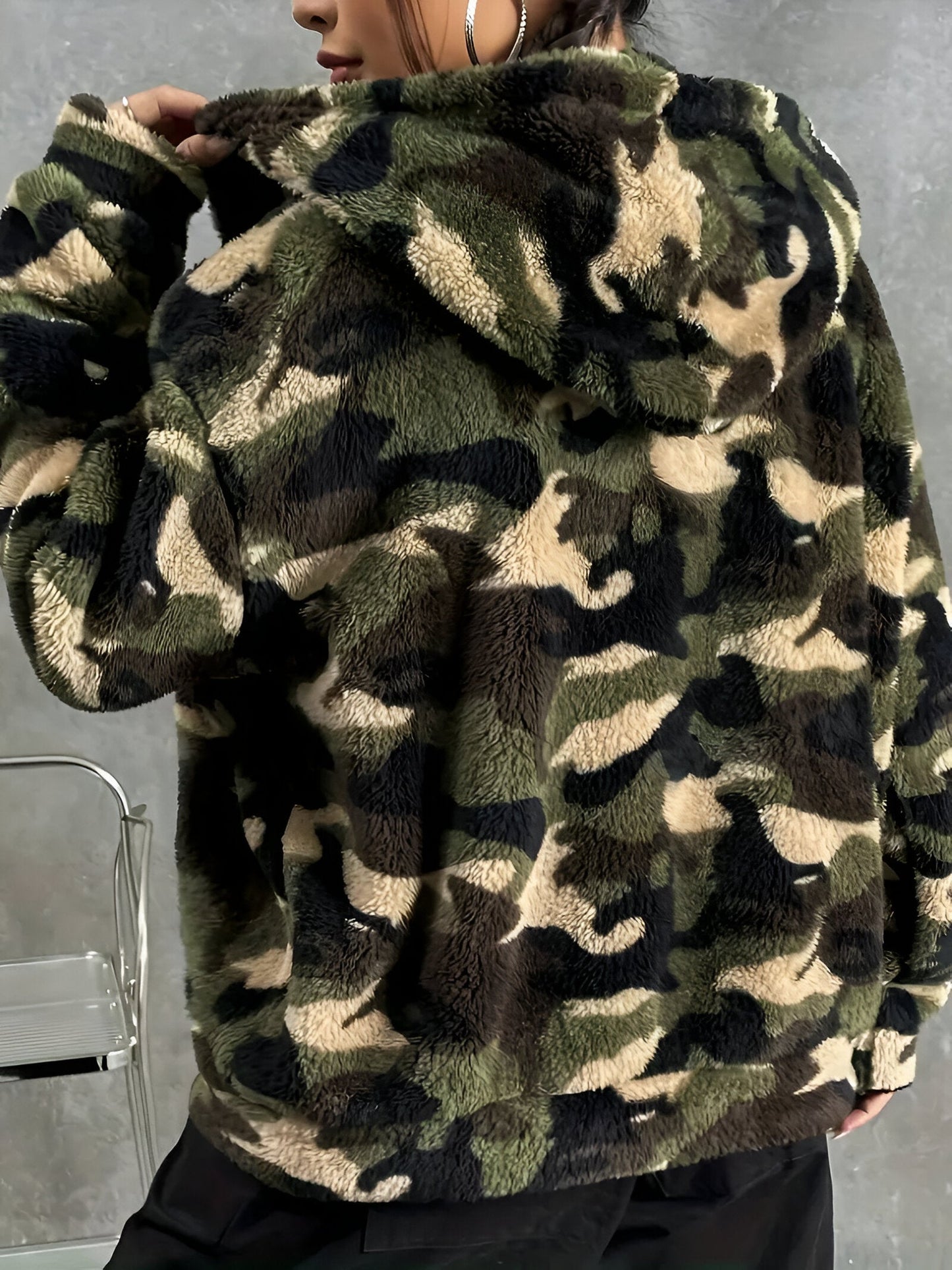 Katya | Kuschelige & Stilvolle Camouflage Kapuzenjacke